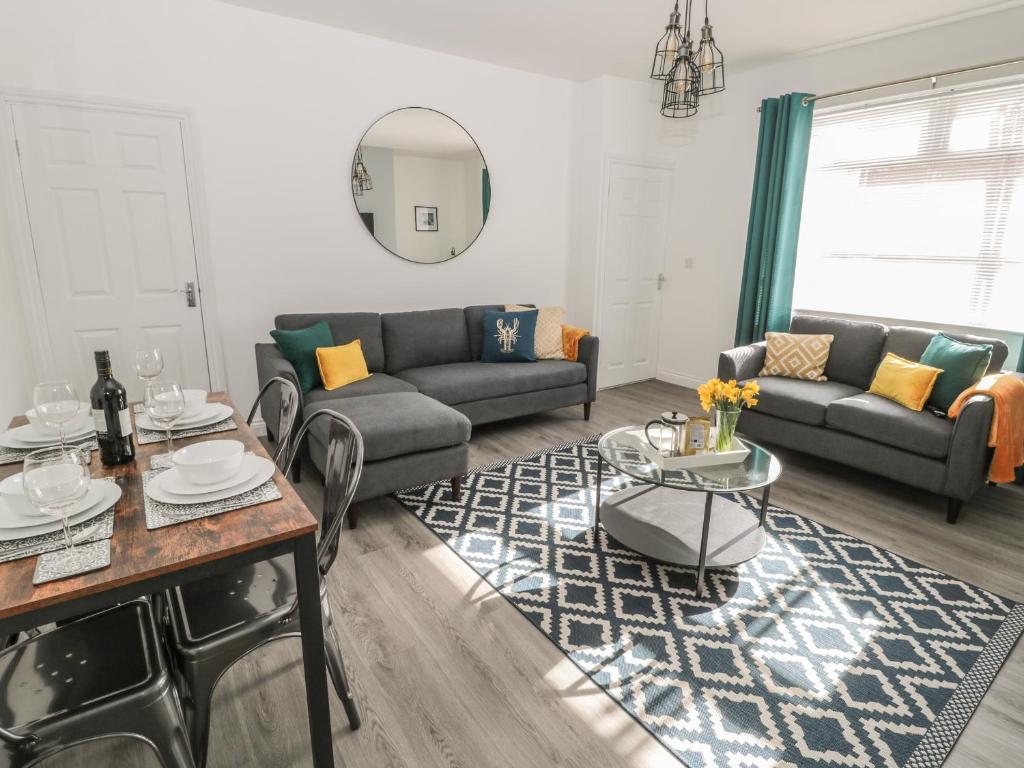 Pebble Cove, Morpeth