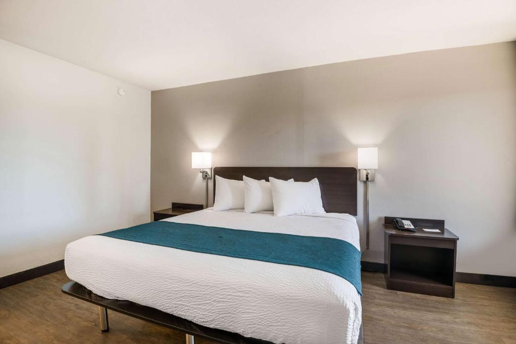 Howard Johnson By Wyndham Tucson Downtown Photo 17