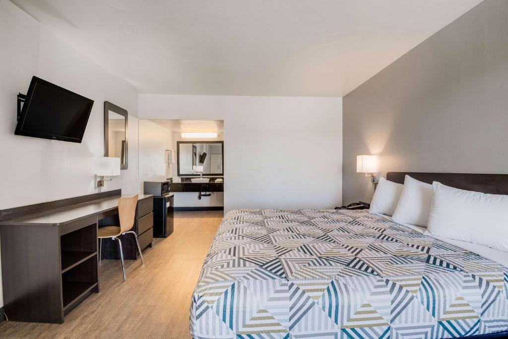 Howard Johnson By Wyndham Tucson Downtown Photo 23