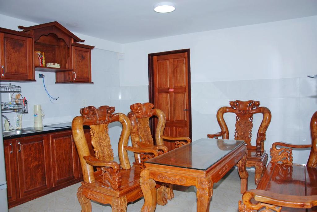 5H homestay & Motorbikes For Rent