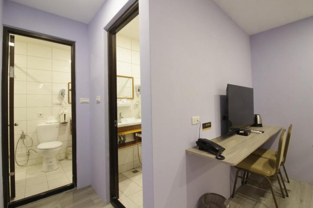 WE Hotel 호텔 이미지 1