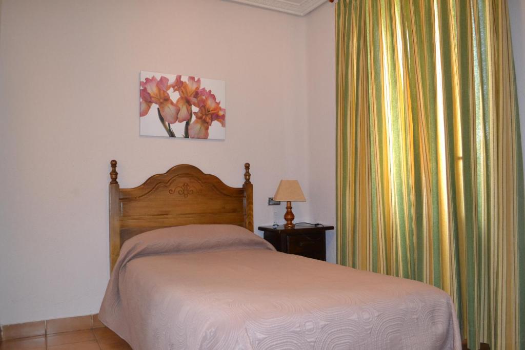 Hostal Aribel Longinos photo