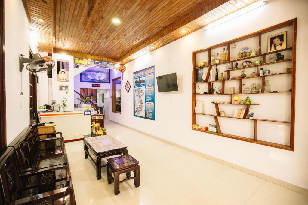 Lobby, Lum Dong Tien Hotel in Hue