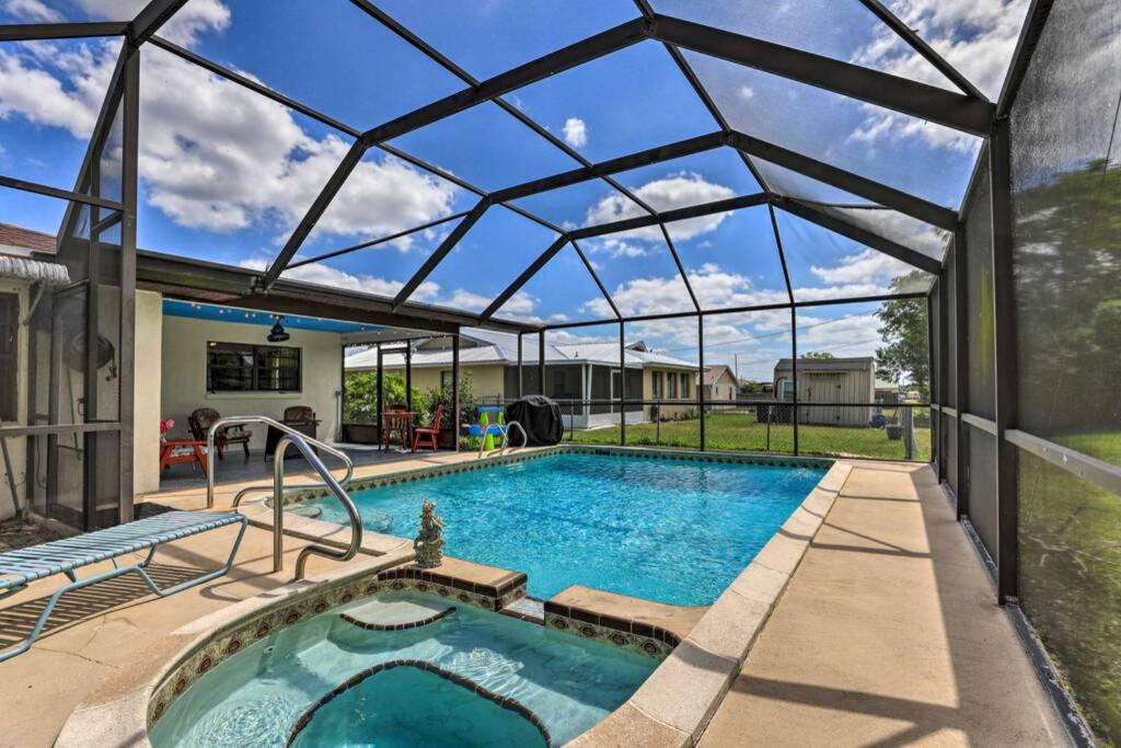 Florida Oasis Solar Panel Pool with Fire Pit & Grill