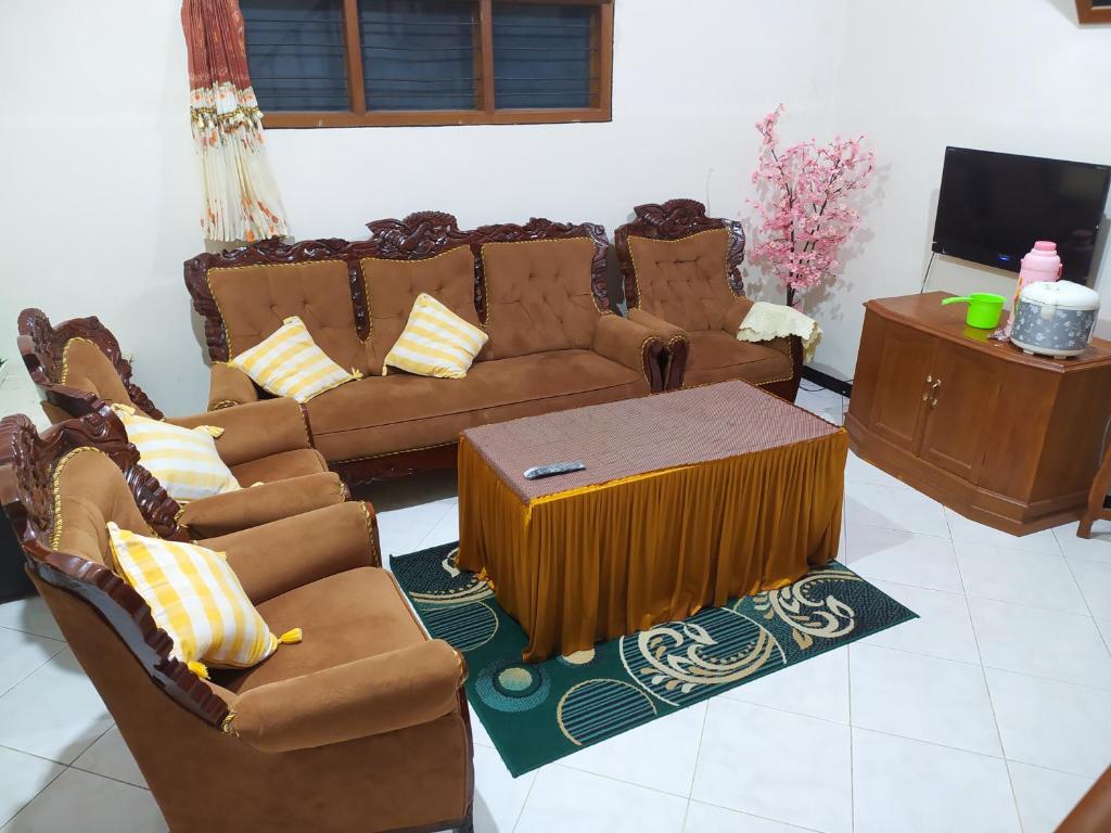 Dinotiyo Homestay photo