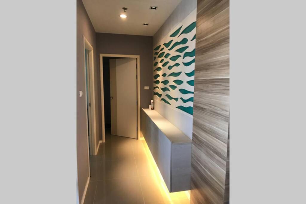 Relaxing Beachfront Suite photo