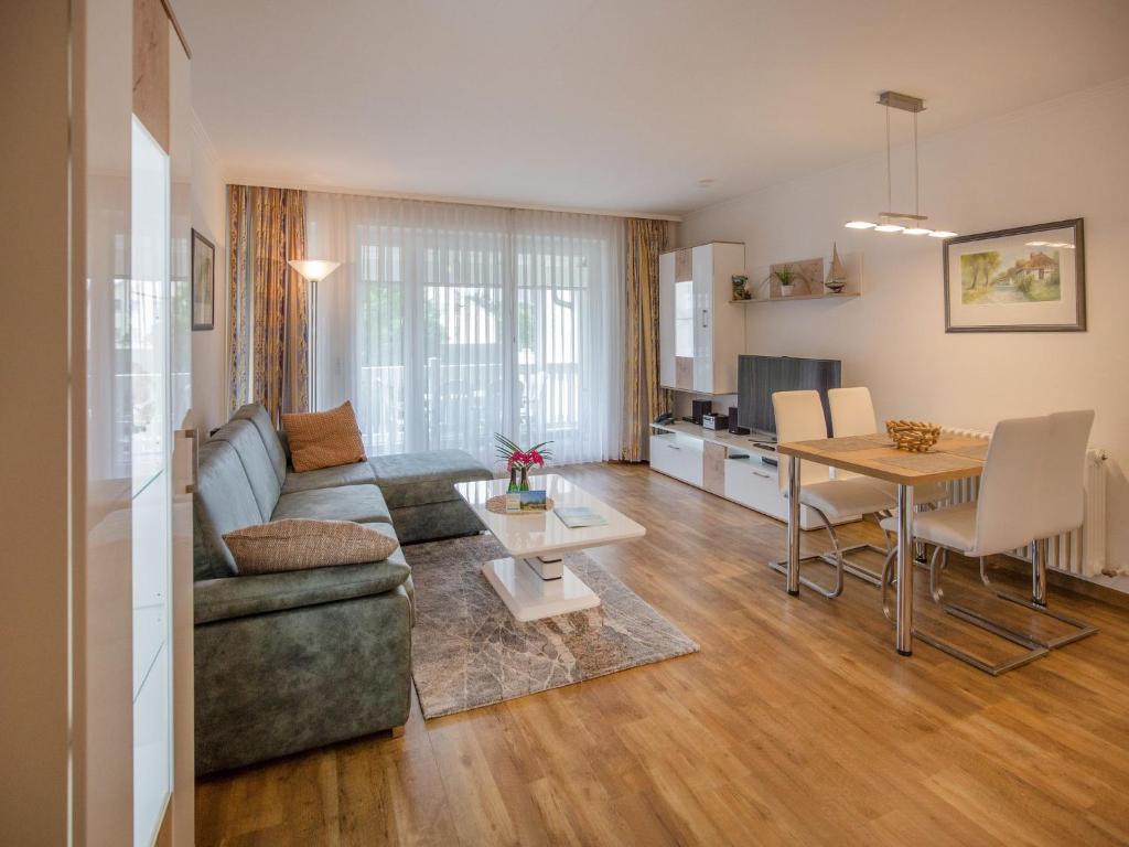 Dünenpark Binz - Komfortplus Ferienwohnung mit 1 Schlafzimmer und Balkon im Obergeschoss 131, Binz