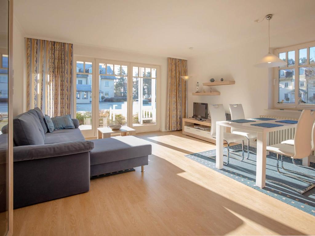 Dünenpark Binz - Komfortplus Ferienwohnung mit 1 Schlafzimmer und Terrasse im Erdgeschoss 237, Binz