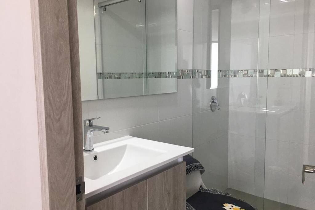Hermoso apartamento con estacionamiento gratuito Chia N1 photo