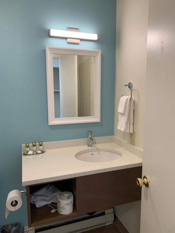 Ocean Front Motel photo