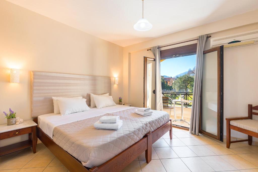 Lemon Tree Corfu Apartments by Konnect — Hotel in Corfu Island
