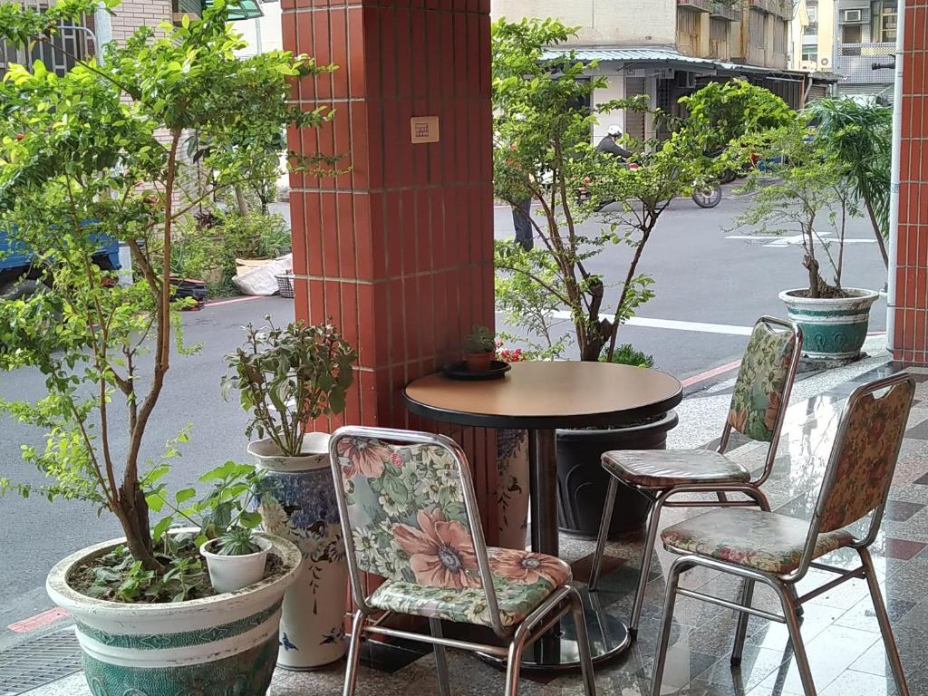 The LEY HOTEL  전경