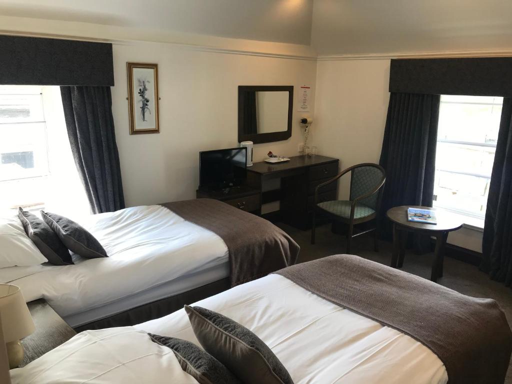 Lion and Unicorn Hotel photo
