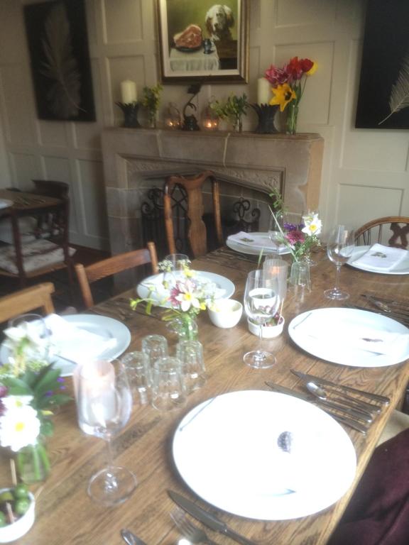 The Notley Arms Inn レストラン