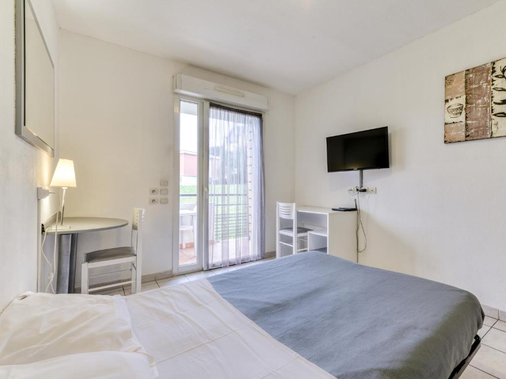 Le Fonserane Apartments photo