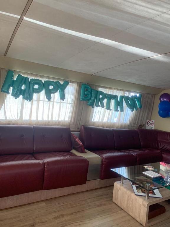 Johnny M Yacht photo