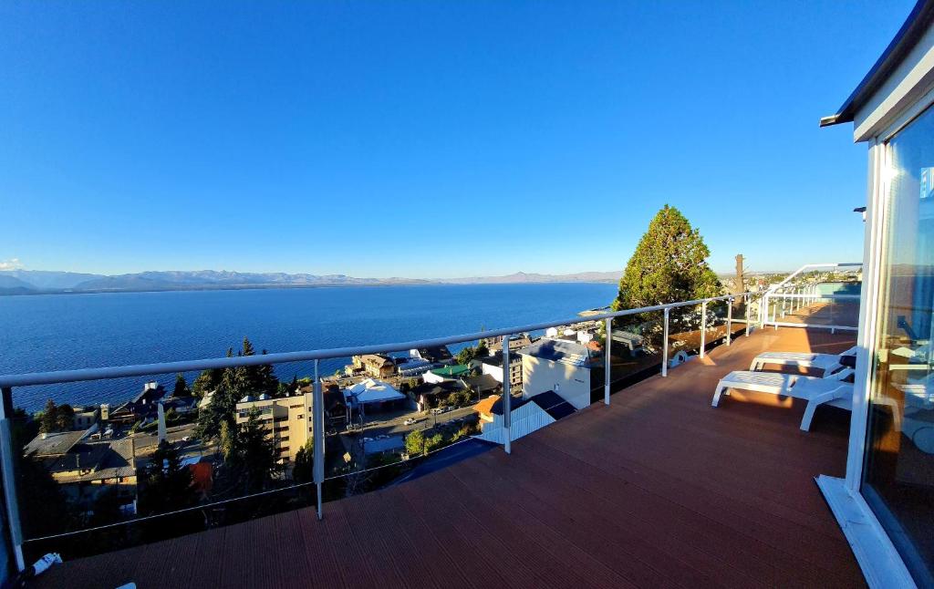 Lake View Bariloche photo