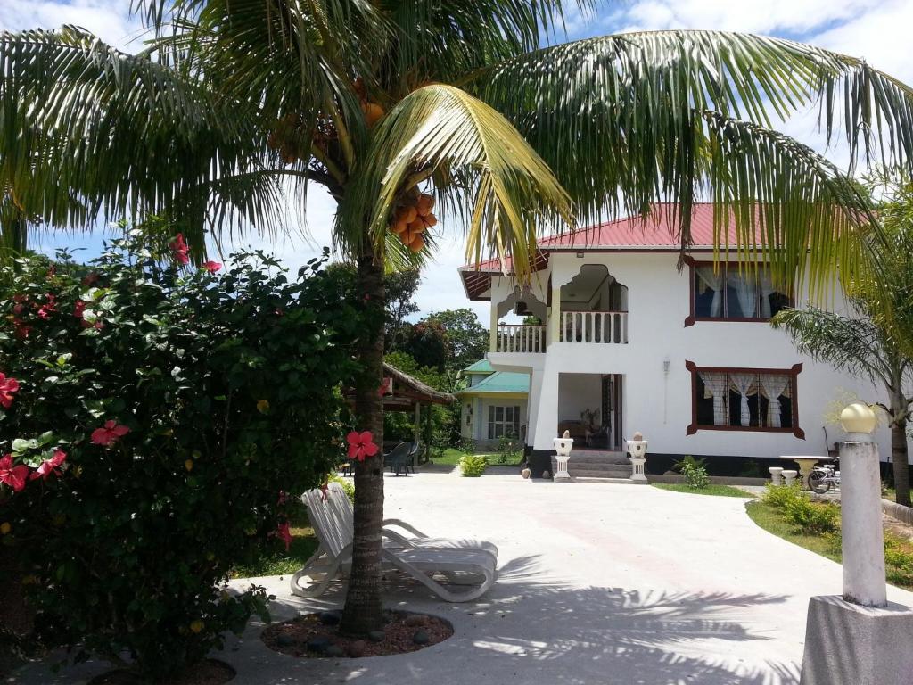Zanboza Guesthouse, La Digue