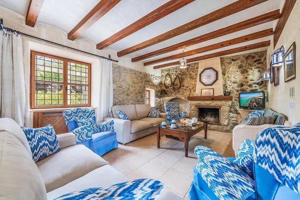 Finca Rafalet, Pollensa by Renthousing - 2