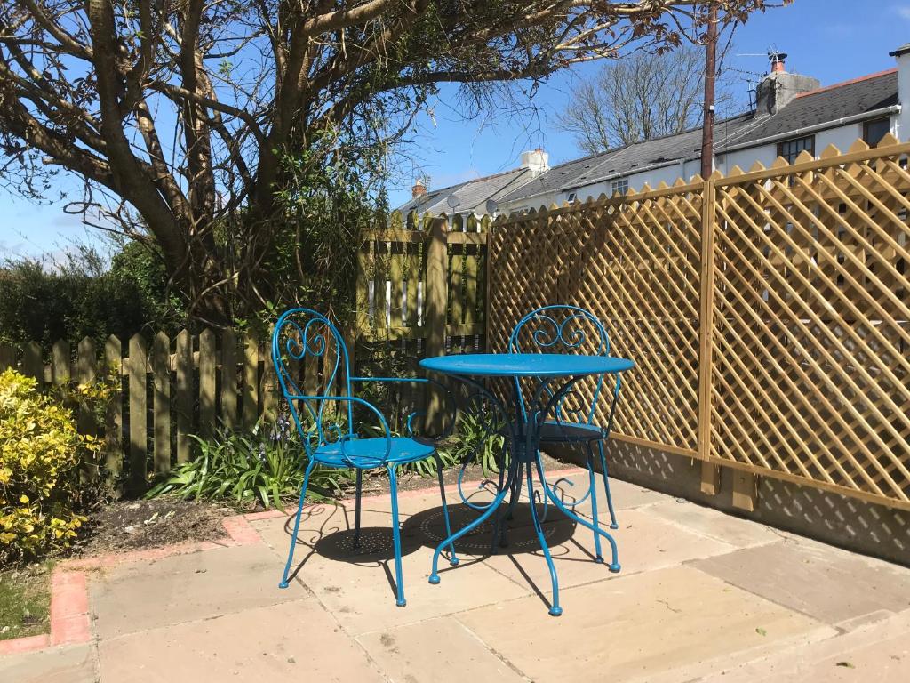Frogmore Corner, Truro photo 4