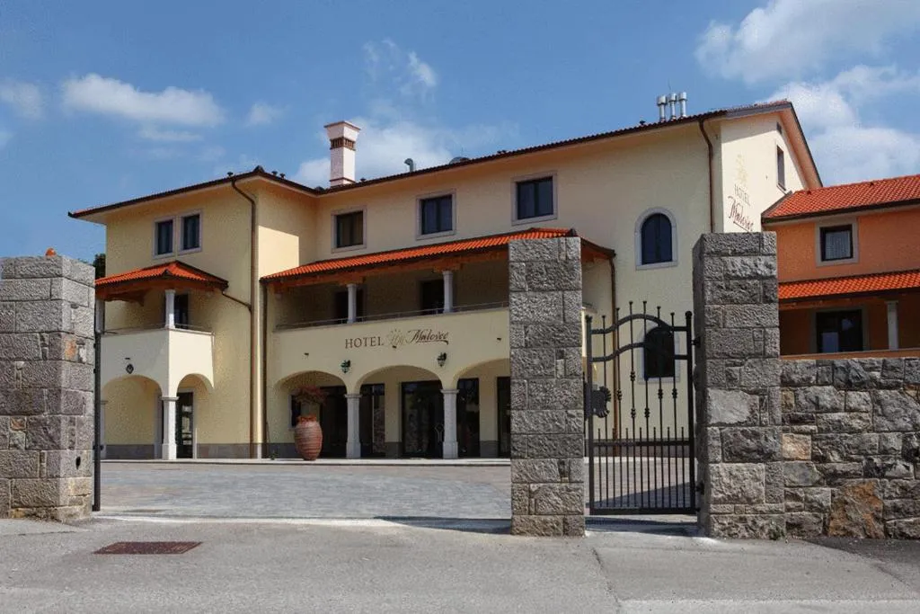Hotel Malovec, hotel in Divača