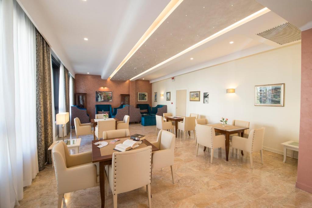 Hotel Terme Milano photo