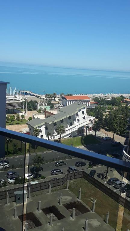 Apartment on Sherif Khimshiashvili Street 15b photo