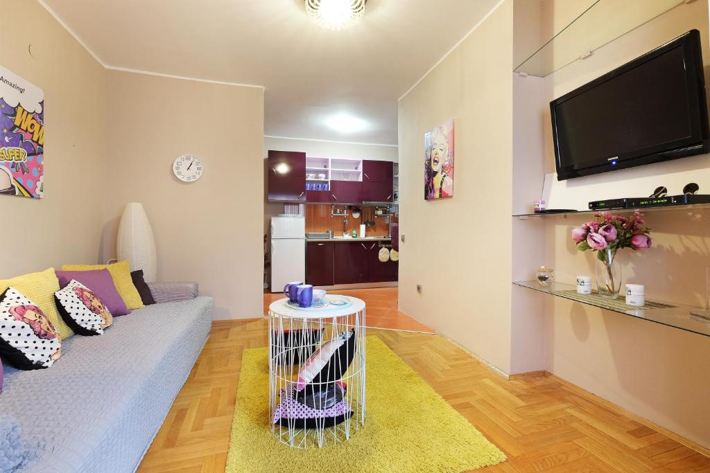 Sava SQUARE Apartment - 2