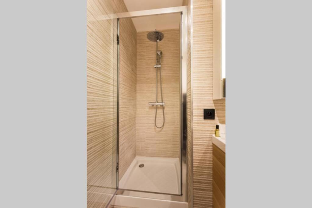 HSH Nation-Charonne II Magnifique Appartement 1BR-4P photo