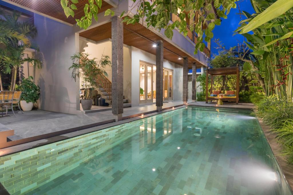 Villa Daun 2 Canggu by Nagisa Bali — Hotel in Bali