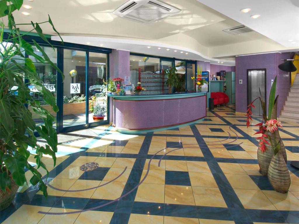 Hotel Diana - 4