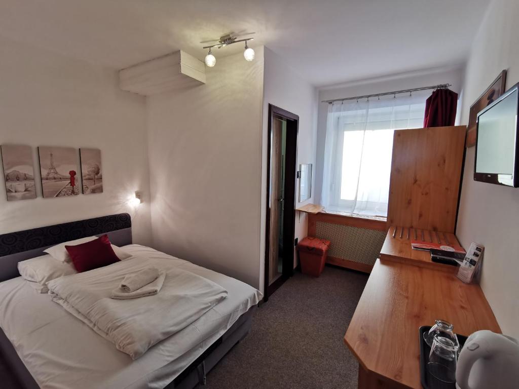 Helena Hotel & SPA photo