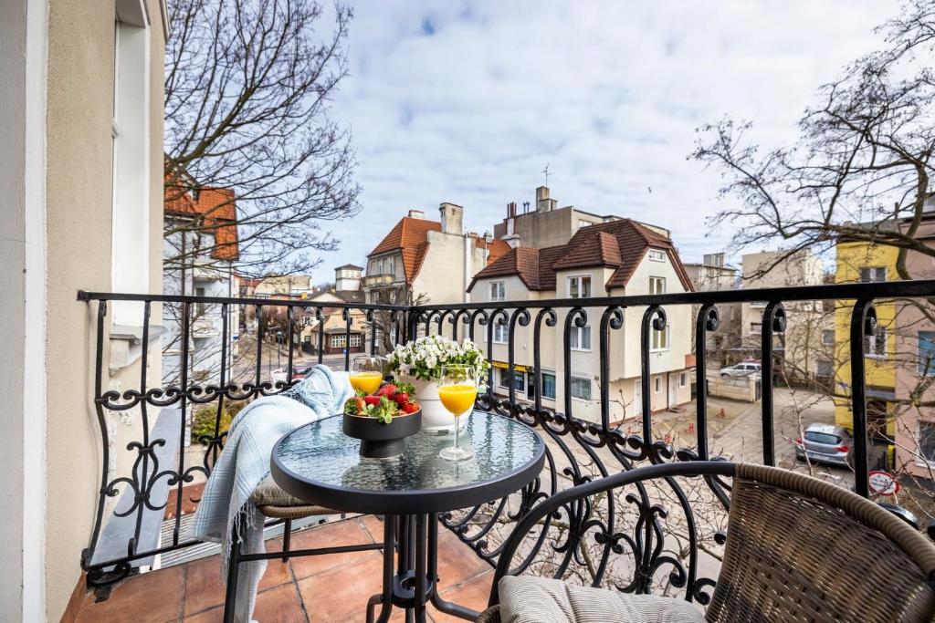 Seaside Elegance by Praia Apartments - 400 m to the Beach, Sopoty