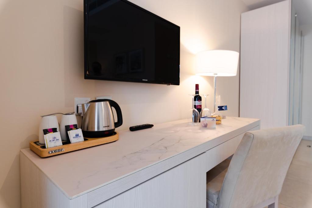 Maritim Antonine Hotel & Spa Photo 13