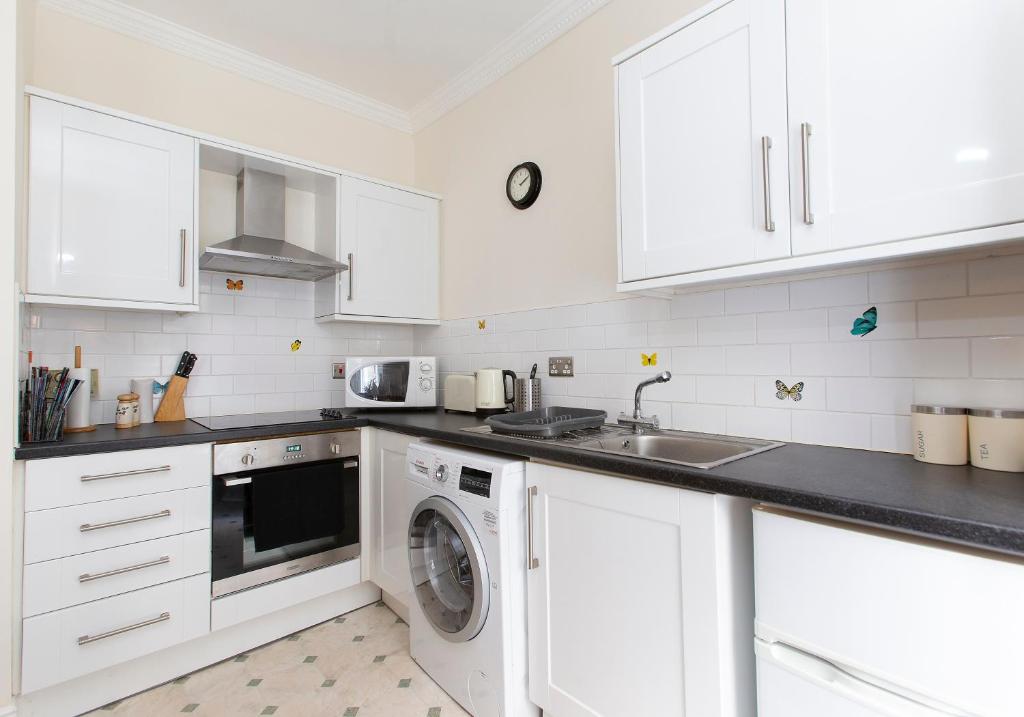 Blair St Scott apt Old Town