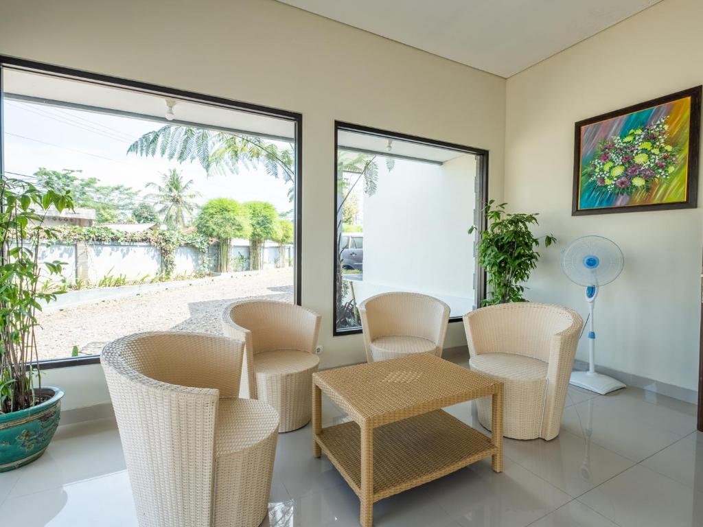 Hotel Parahyangan photo