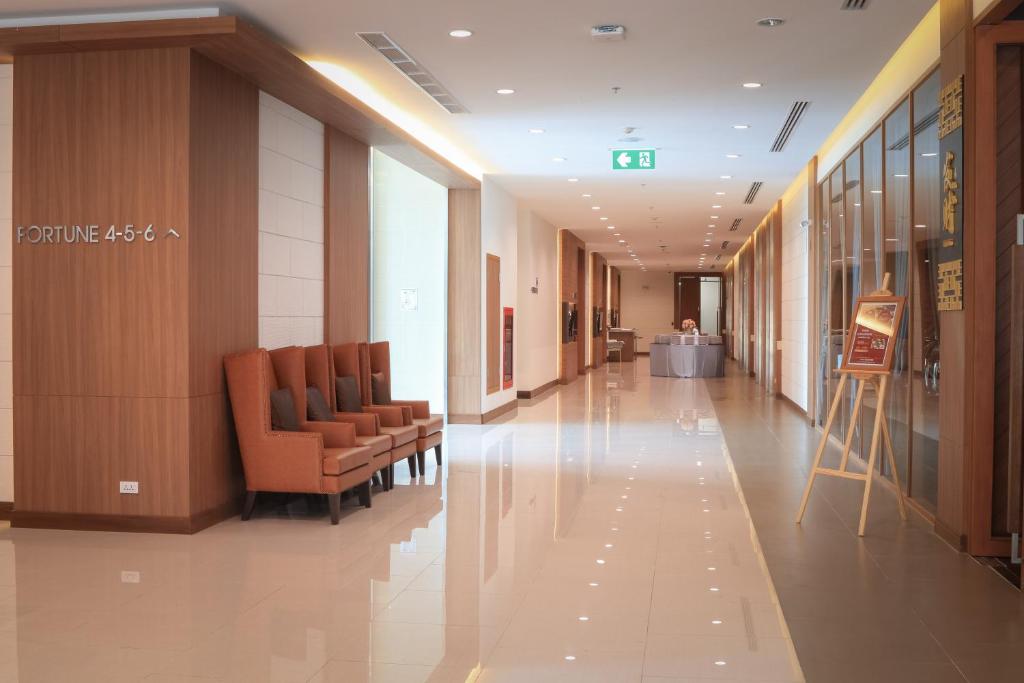 Toplantı odası / Geniş salon