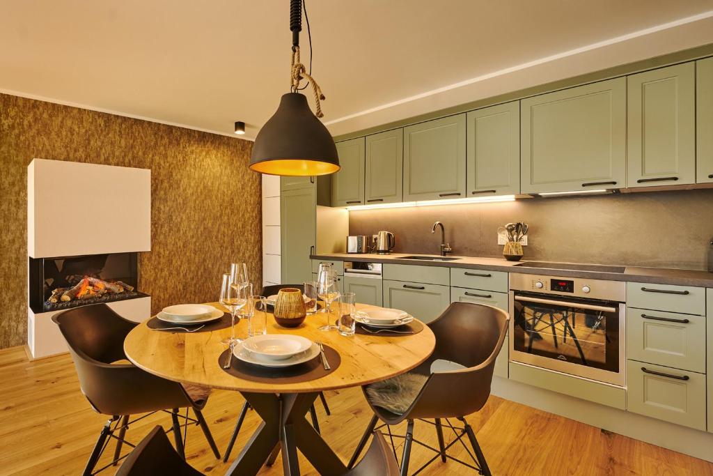 die Tauplitz Lodges - Adler Auszeit Lodge D6 by AA Holiday Homes - 2