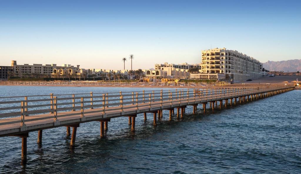 Gravity Hotel & Aqua Park Sahl Hasheesh Families and Couples Only — Beach in Sahl Hasheesh, Red Sea