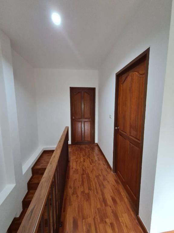 YYK Holiday Rooms Hotel (Nakhon Pathom) Deals, Photos & Reviews