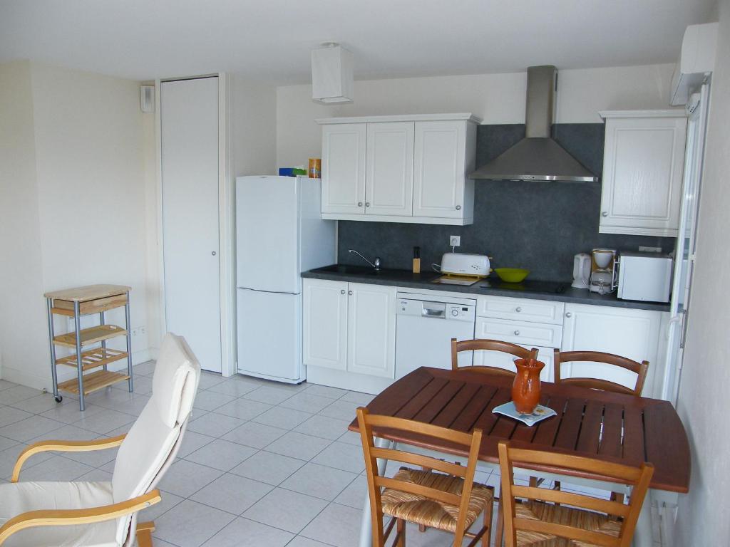 Appartement Rez-De-Chaussee 4 Personnes Face Au Port De Peche- Residence Le Magellan - 4