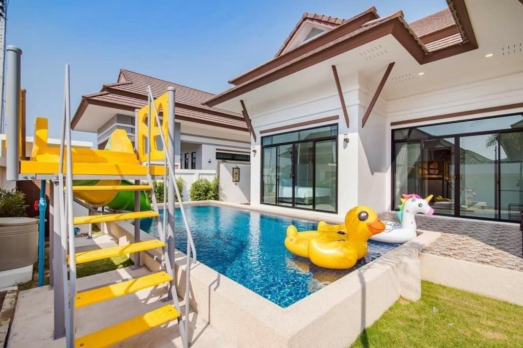 บ้านอิ่มสุข พลูวิลล่า ชะอำ — Hotel in Hua Hin / Cha-am