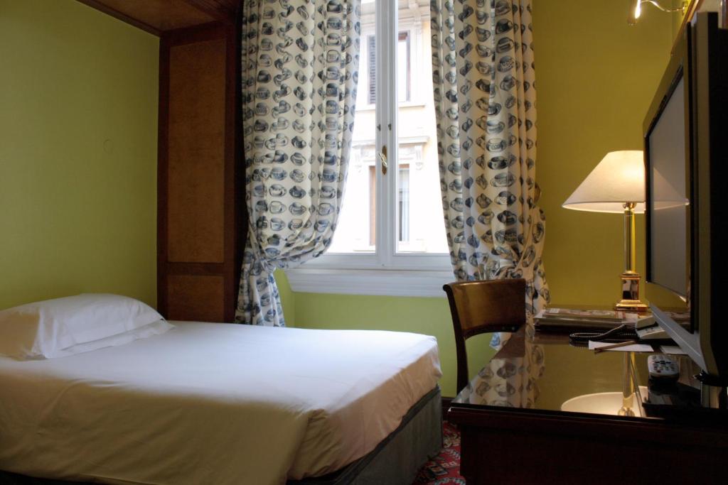 Hotel Room 1
