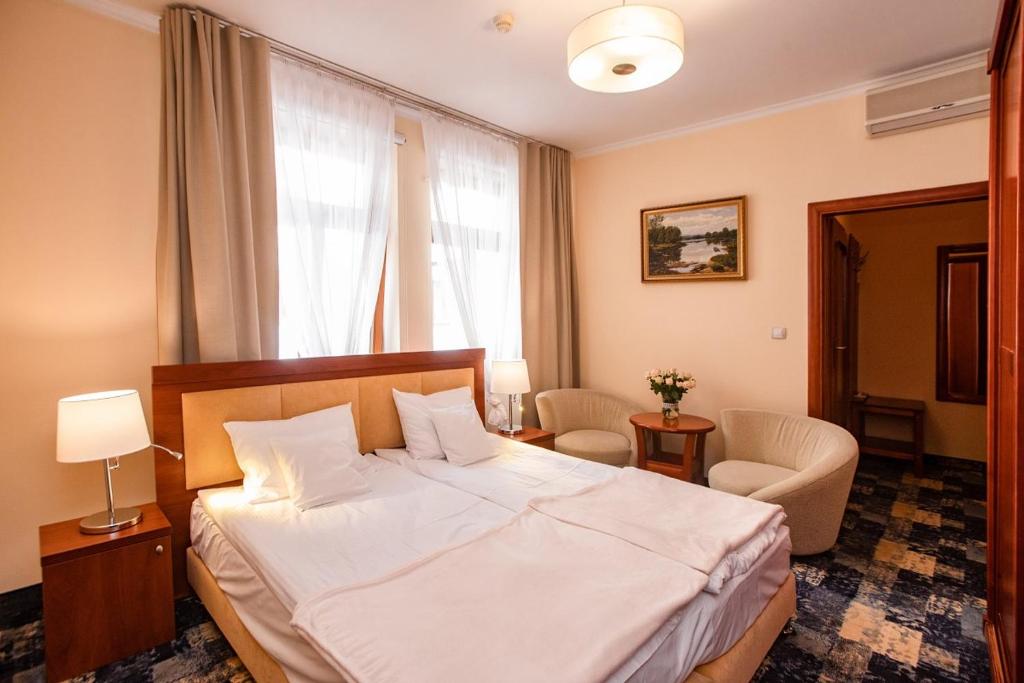 Hotel Hubertus Rzeszow photo