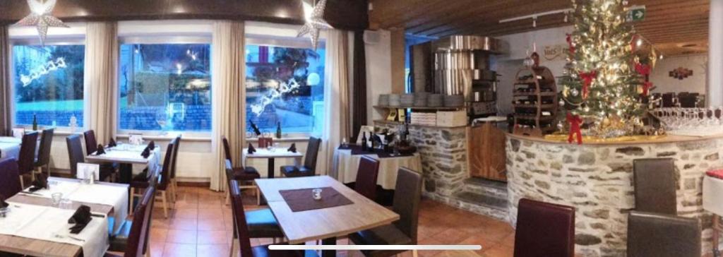 Ristorante Con alloggio Val Sole photo