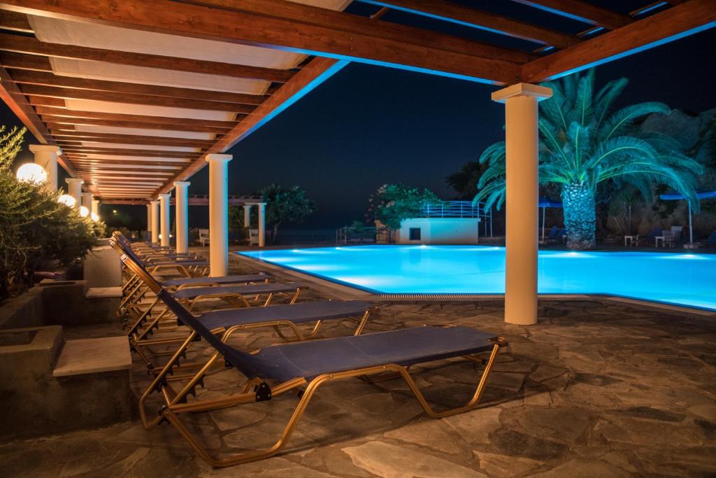 Alma Hotel photo
