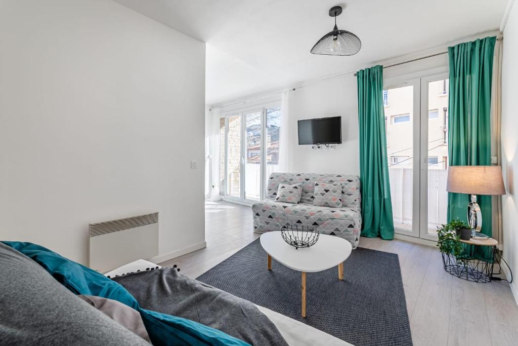 Le Levantés par Dodo-a-Cassis, Cassis