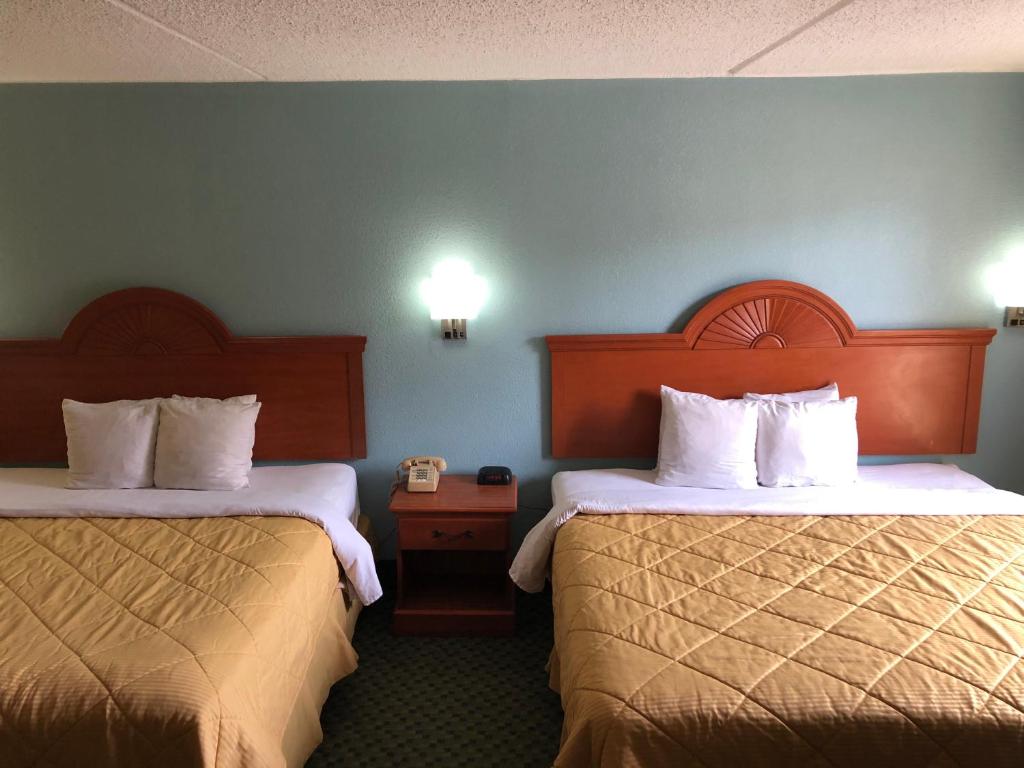 Rodeway Inn Joint Base Andrews Area photo