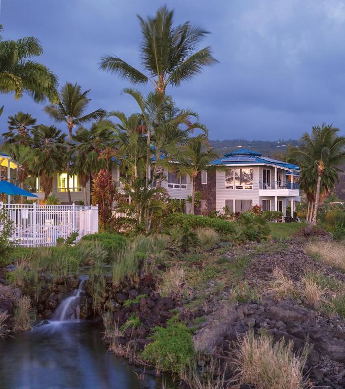 Holua Resort at Mauna Loa Village