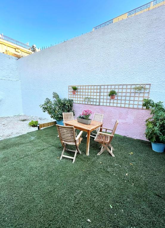 Bohem Apartment near Athens Airport photo